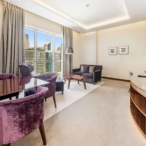 Radisson Blu Hotel, Waterfront Dubai